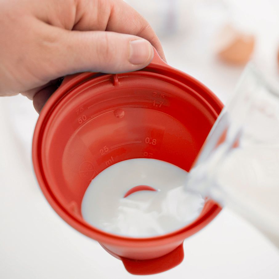 Tupperware All-in-one Shaker Red Mixing Bowls and Measuring | 39045-PNBT